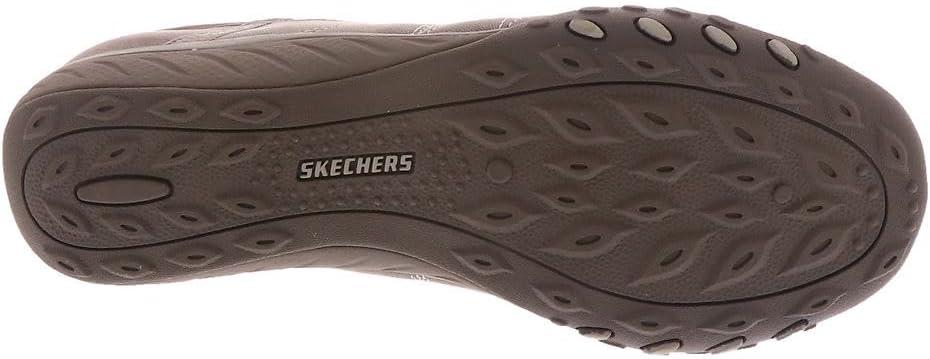 imageSkechers Womens Breathe Easy Home BodySneakerBrown