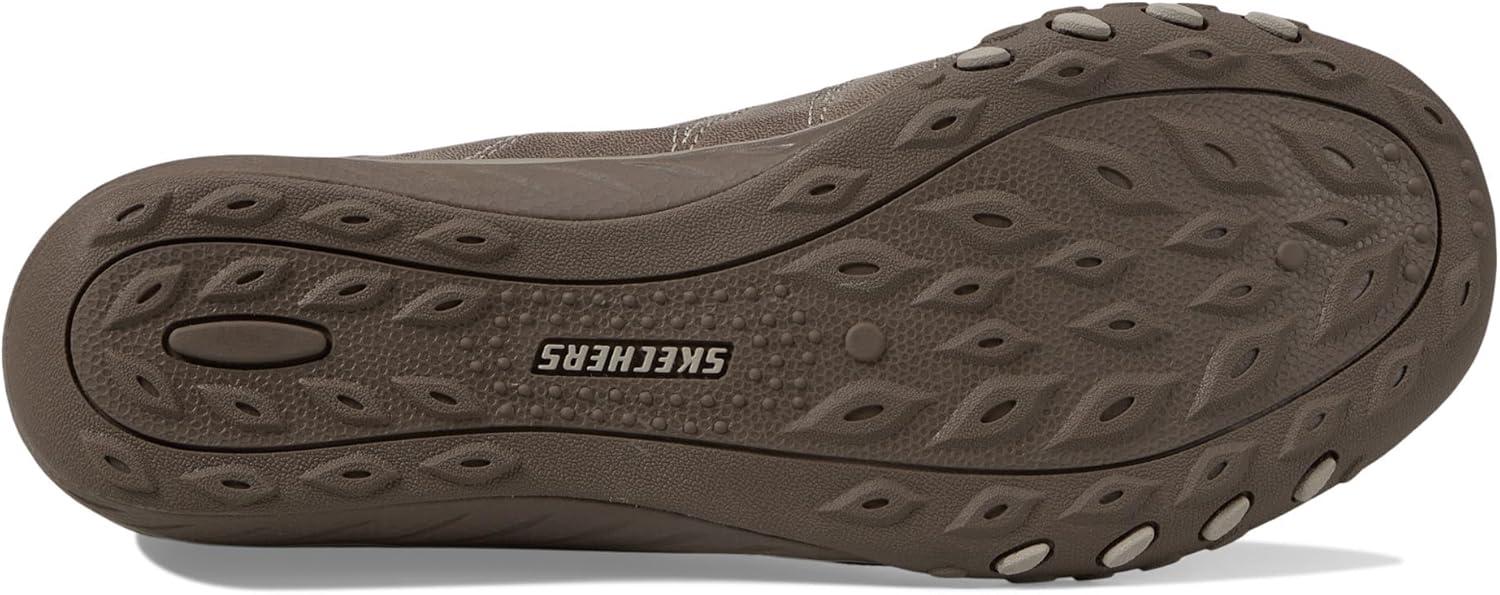imageSkechers Womens Breathe Easy Home BodySneakerDark Taupe