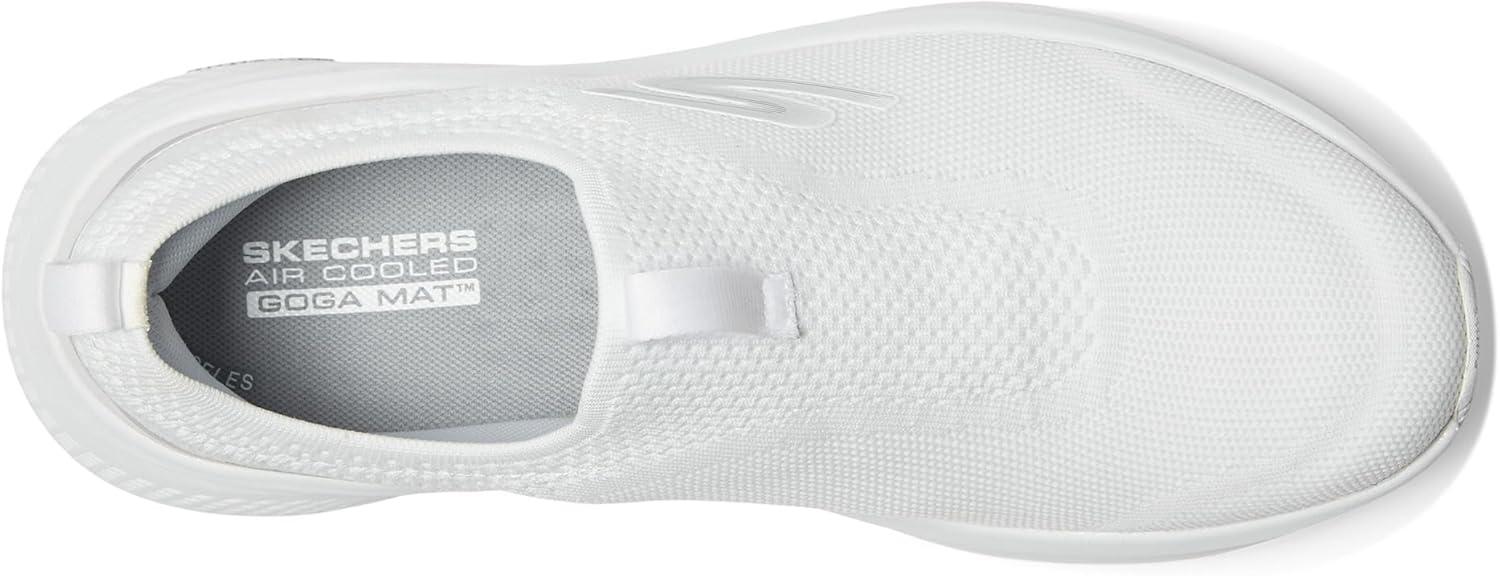 imageSkechers Womens Go Run Elevate 20 CadenaSneakerWhiteSilver