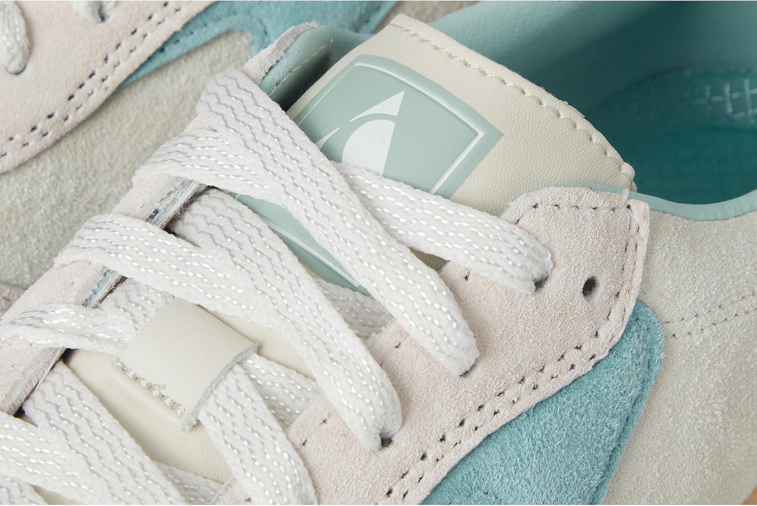 imageSkechers Womens Hotshot for The WinNaturalAqua