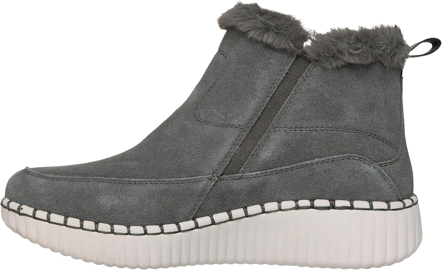 imageSkechers womens Wilshire Blvd Fresh ZipOlive