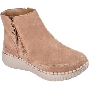 Skechers Women’s Wilshire BLVD-Weekend Crush Ankle Boot(Tan)
