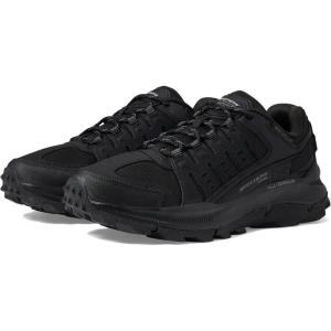 Skechers Men’s D’Lux Walker Luxir Food Service Shoe(Black Leather Mesh Black Trim)
